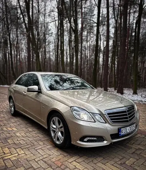 MERCEDES-BENZ Klasa E 
