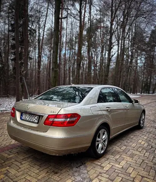 MERCEDES-BENZ Klasa E 