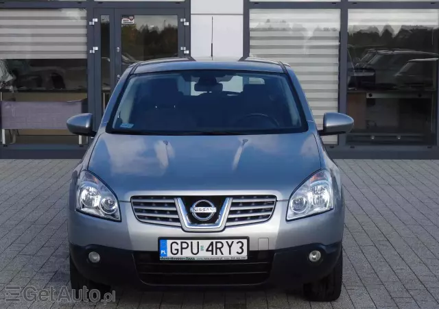 NISSAN Qashqai 2.0 CVT 360