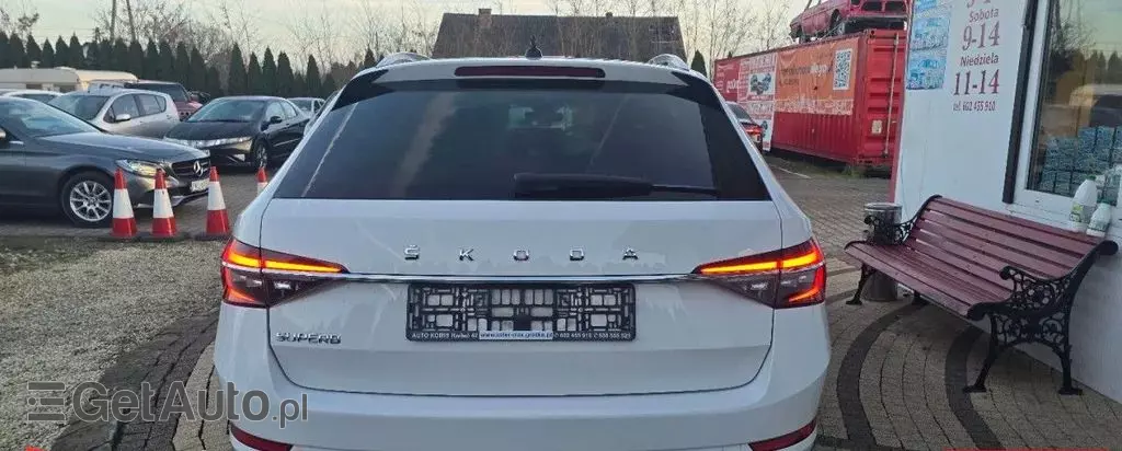 SKODA Superb 