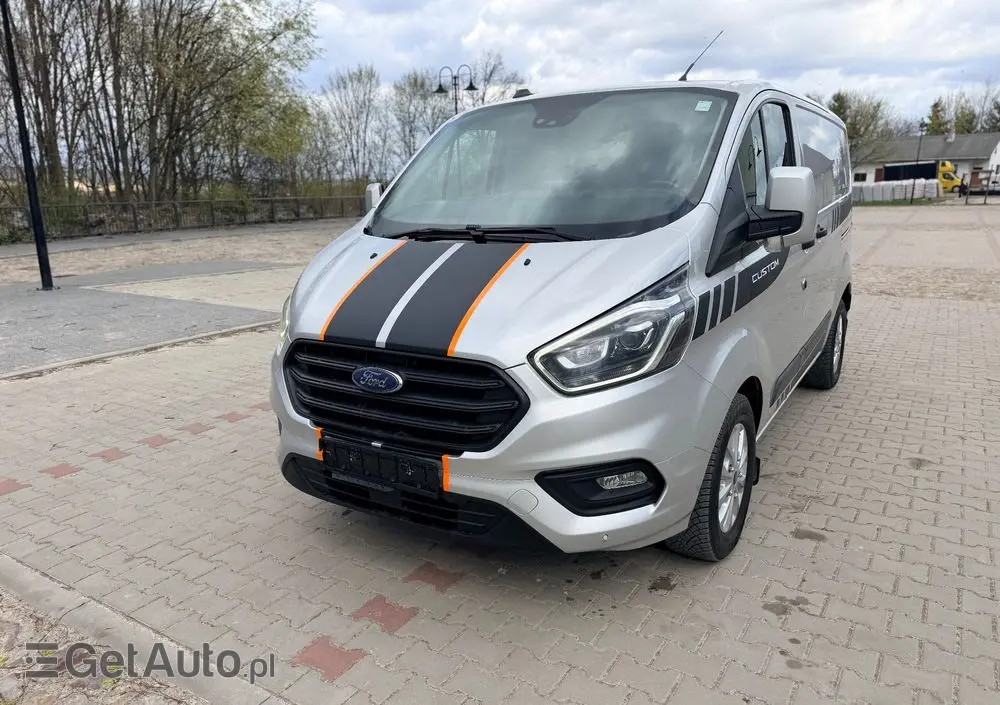 FORD TRANSIT CUSTOM  LIFT 2020r/ Webasto / 2,0 TDCI/130KM/KAMERA/BIX-ENON/ EURO 6/ASO/NISKI PRZEBIEG/LED/HAK/FV23%/6-DZWI/LONG 