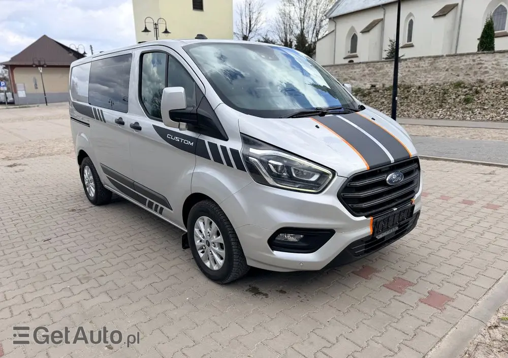 FORD TRANSIT CUSTOM  LIFT 2020r/ Webasto / 2,0 TDCI/130KM/KAMERA/BIX-ENON/ EURO 6/ASO/NISKI PRZEBIEG/LED/HAK/FV23%/6-DZWI/LONG 