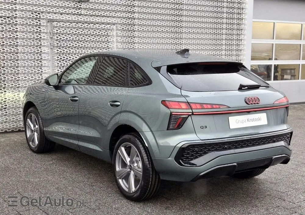 AUDI Q3 Sportback 