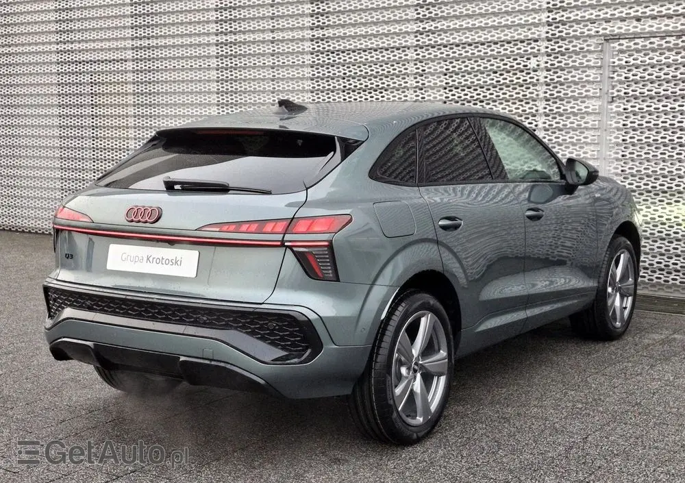 AUDI Q3 Sportback 