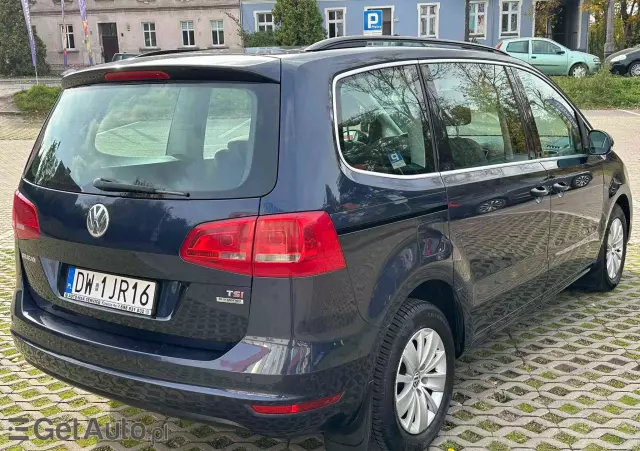 VOLKSWAGEN Sharan 
