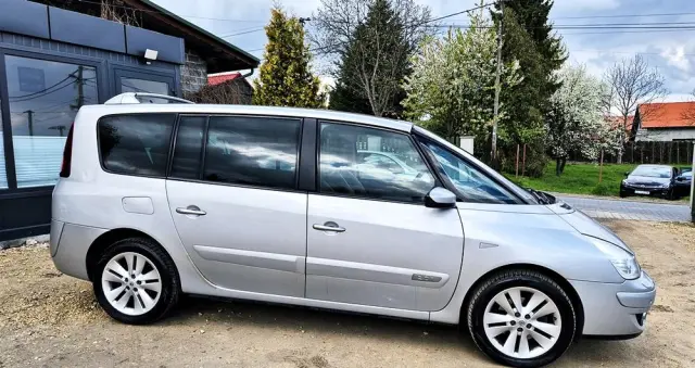 RENAULT Grand Espace 2.0 Privilege