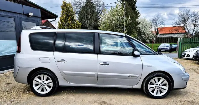 RENAULT Grand Espace 2.0 Privilege