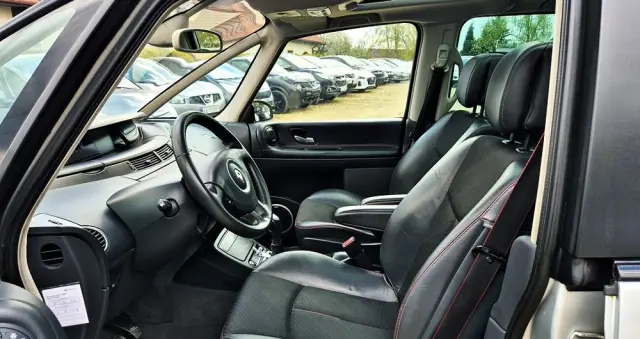 RENAULT Grand Espace 2.0 Privilege