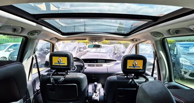 RENAULT Grand Espace 2.0 Privilege
