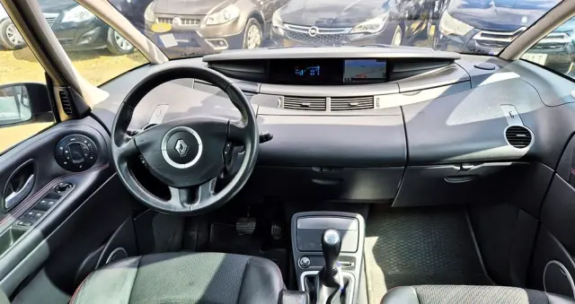 RENAULT Grand Espace 2.0 Privilege