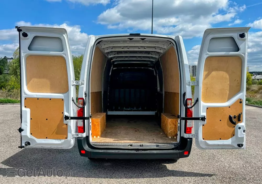 RENAULT Master 
