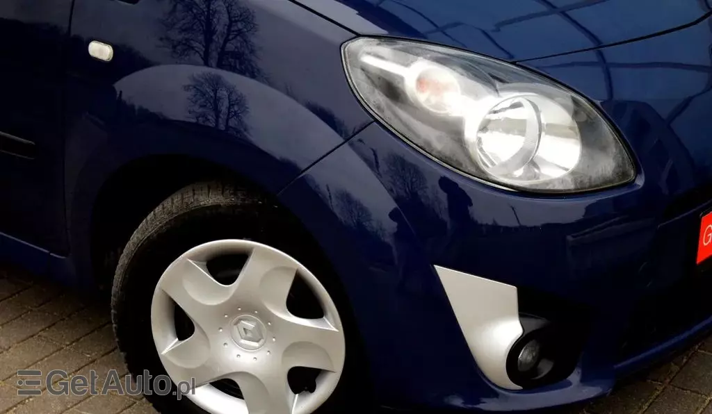 RENAULT Twingo 