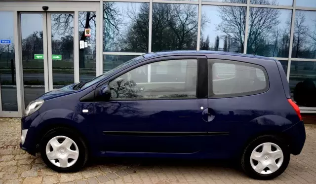 RENAULT Twingo 