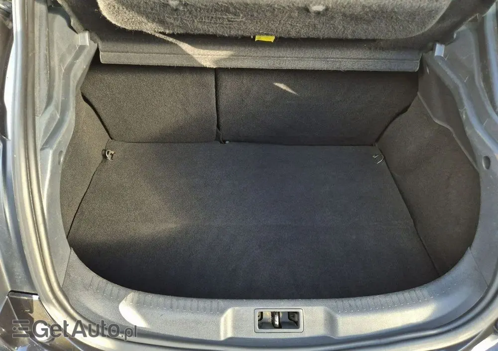 RENAULT Megane 1.6 16V Expression