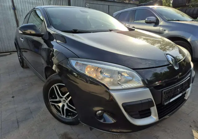 RENAULT Megane 1.6 16V Expression