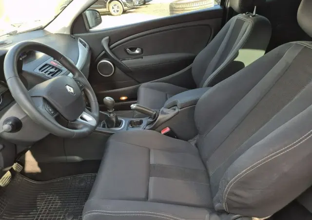 RENAULT Megane 1.6 16V Expression