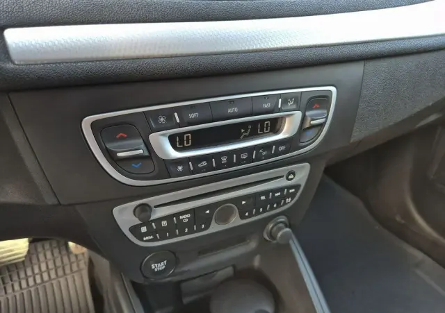 RENAULT Megane 1.6 16V Expression