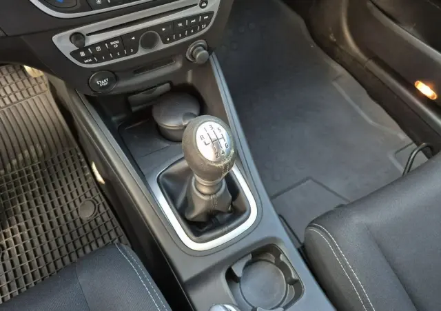 RENAULT Megane 1.6 16V Expression