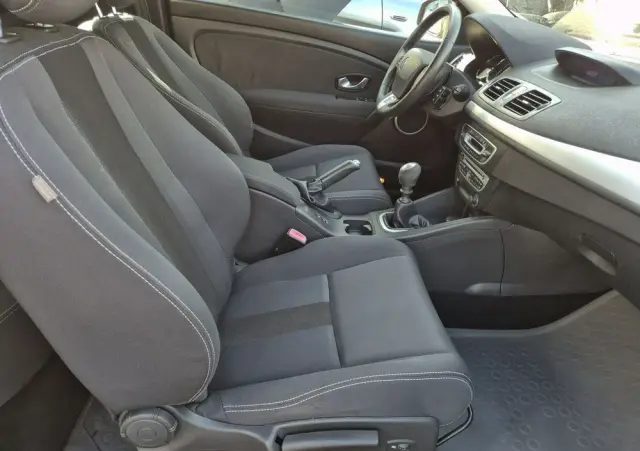 RENAULT Megane 1.6 16V Expression