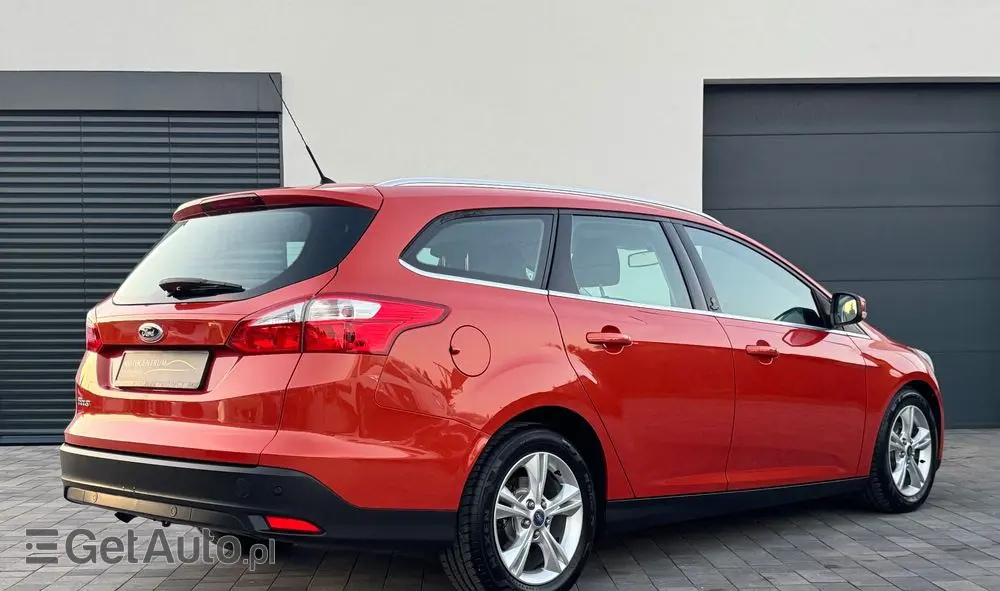 FORD Focus 1.6 TDCi DPF Champions Edition
