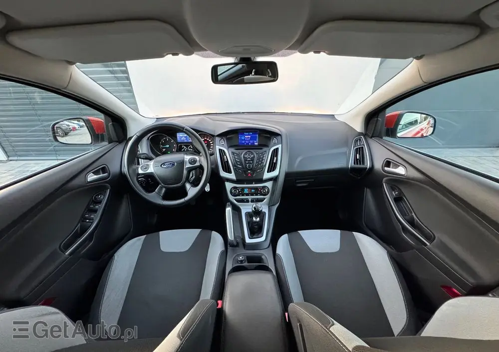 FORD Focus 1.6 TDCi DPF Champions Edition