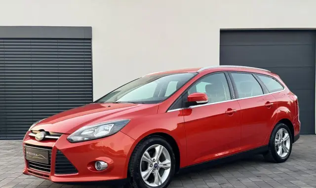 FORD Focus 1.6 TDCi DPF Champions Edition