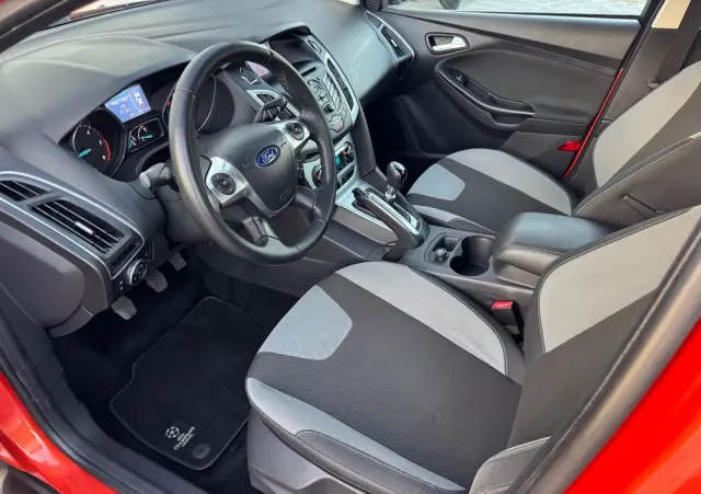 FORD Focus 1.6 TDCi DPF Champions Edition