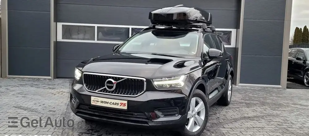 VOLVO XC 40 D3 Momentum