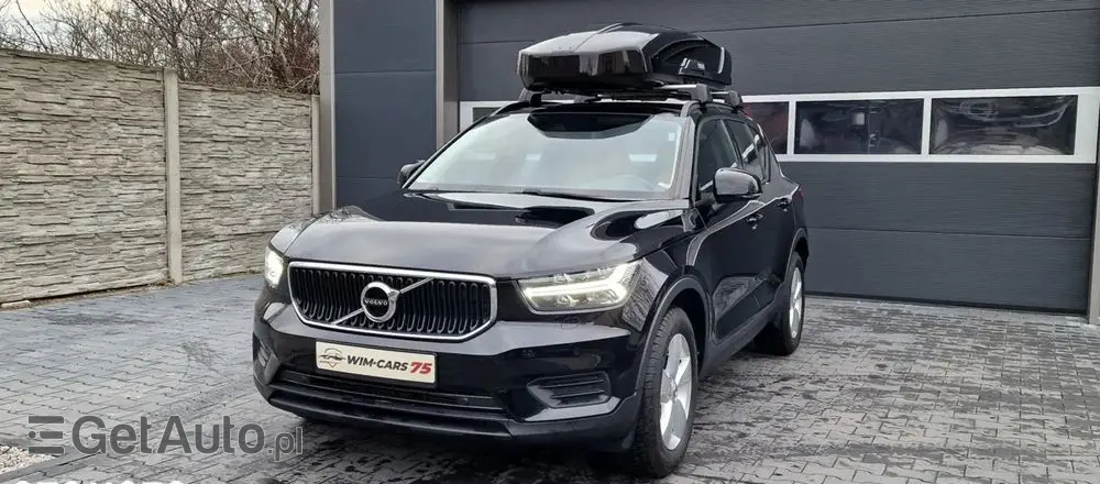 VOLVO XC 40 D3 Momentum