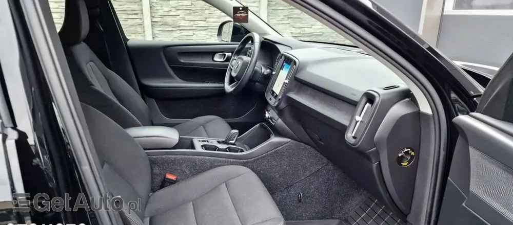 VOLVO XC 40 D3 Momentum