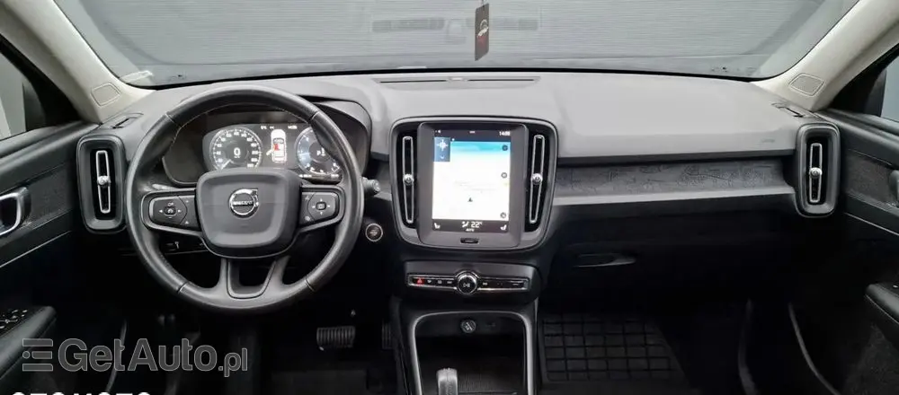 VOLVO XC 40 D3 Momentum