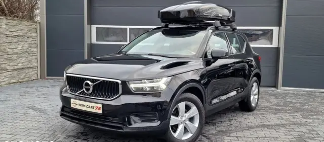 VOLVO XC 40 D3 Momentum