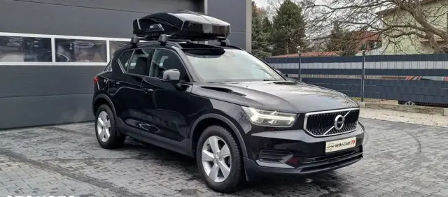 VOLVO XC 40 D3 Momentum