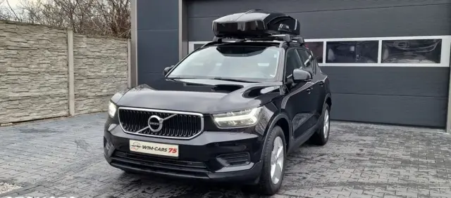 VOLVO XC 40 D3 Momentum