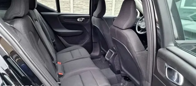 VOLVO XC 40 D3 Momentum