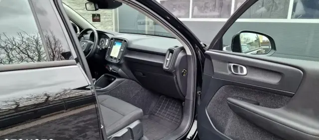 VOLVO XC 40 D3 Momentum