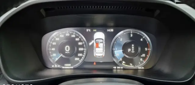 VOLVO XC 40 D3 Momentum