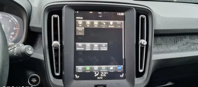 VOLVO XC 40 D3 Momentum