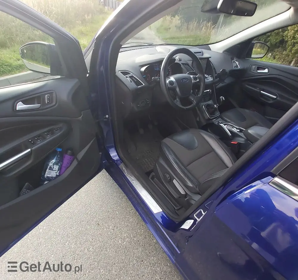 FORD Kuga 2.0 TDCi AWD ST-Line