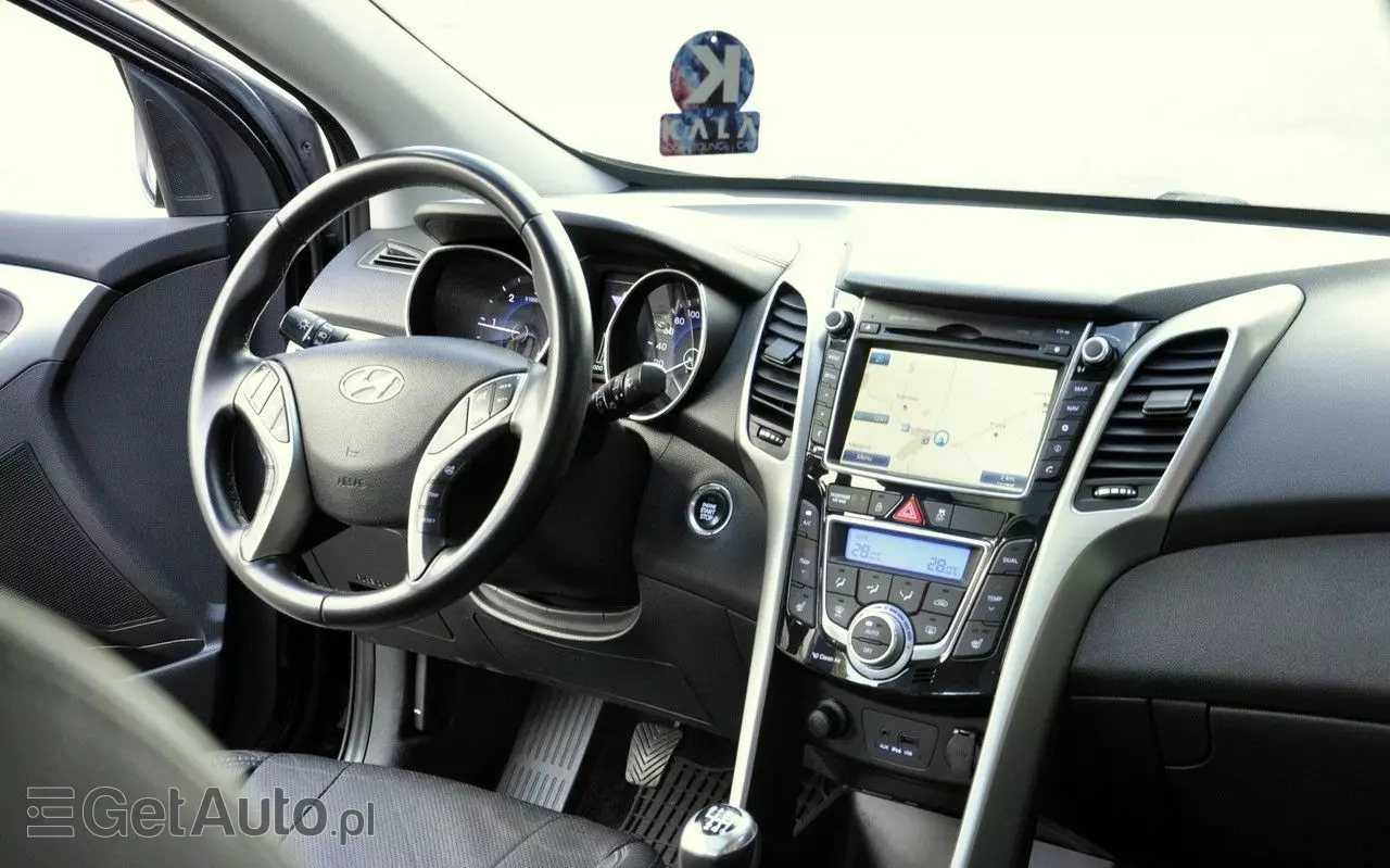 HYUNDAI I30 1.6 CRDi Premium