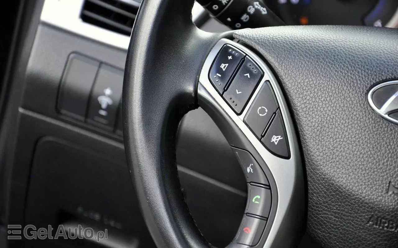 HYUNDAI I30 1.6 CRDi Premium