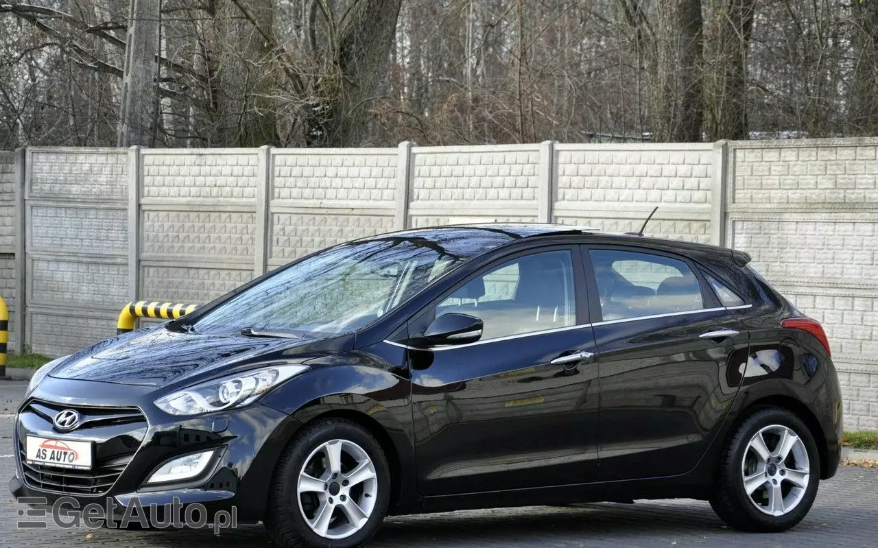 HYUNDAI I30 1.6 CRDi Premium