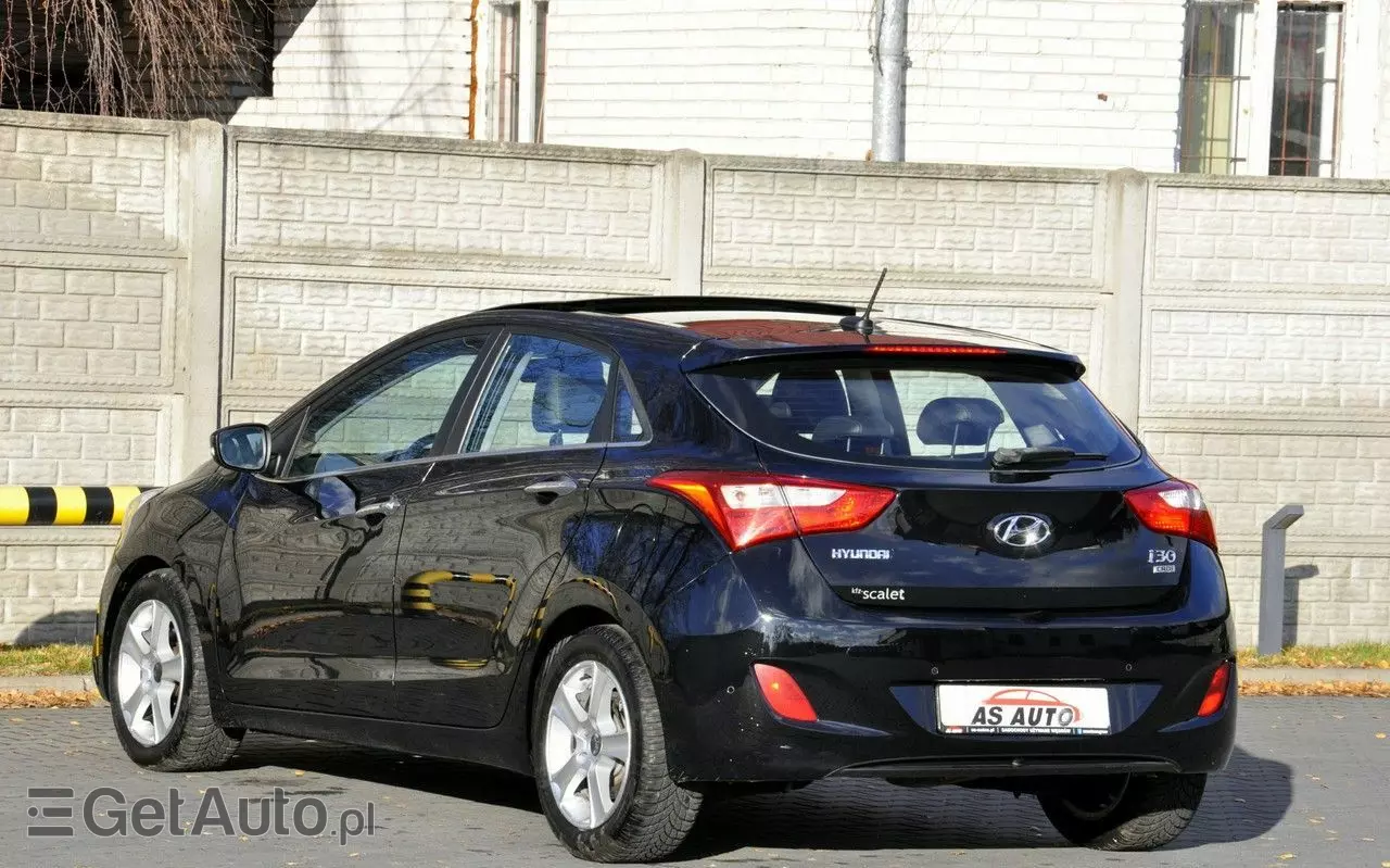 HYUNDAI I30 1.6 CRDi Premium