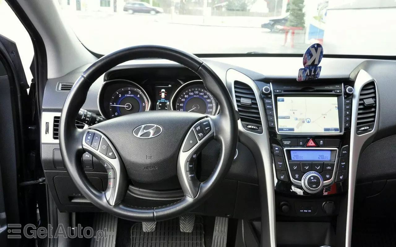 HYUNDAI I30 1.6 CRDi Premium
