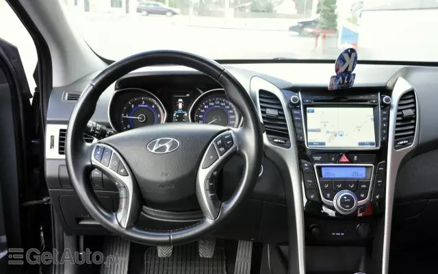 HYUNDAI I30 1.6 CRDi Premium