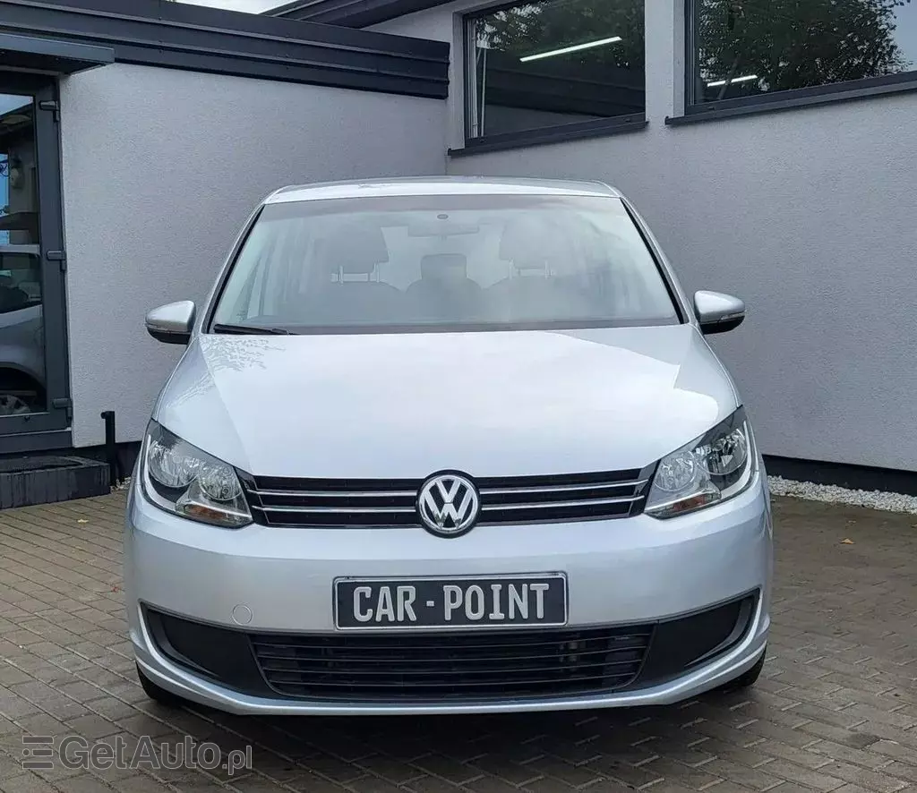 VOLKSWAGEN Touran 