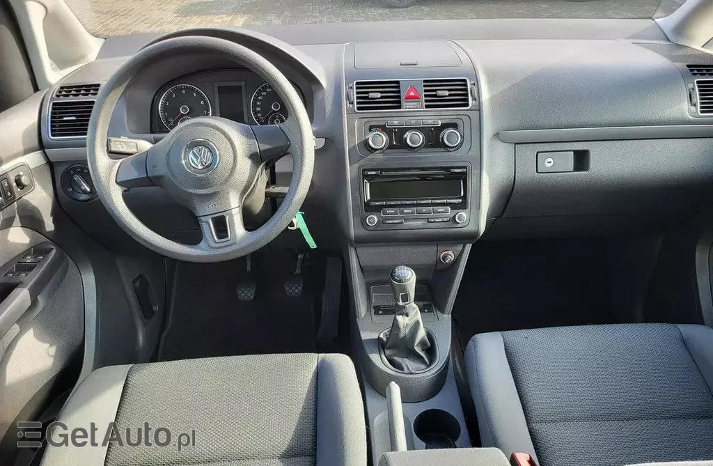 VOLKSWAGEN Touran 
