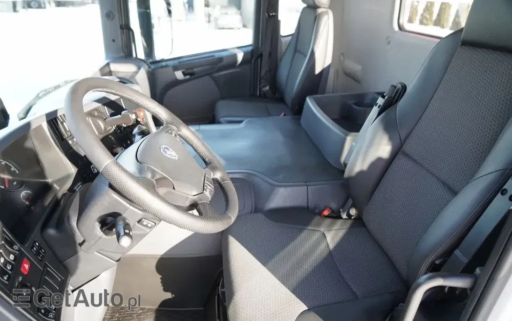 SCANIA P 360 / 4x2 / WYWROTKA 3 STRONNY KIPPER 4,5M / SPECJALNY /  EURO 6 / 