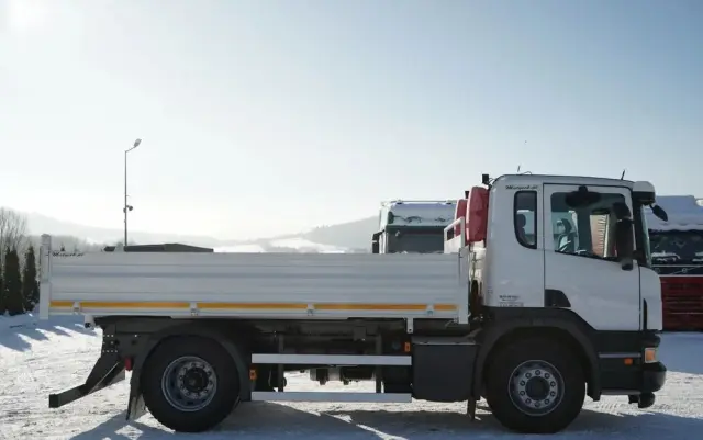 SCANIA P 360 / 4x2 / WYWROTKA 3 STRONNY KIPPER 4,5M / SPECJALNY /  EURO 6 / 