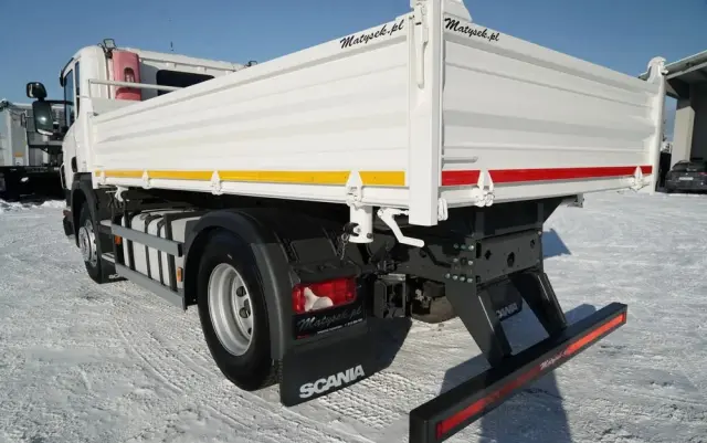 SCANIA P 360 / 4x2 / WYWROTKA 3 STRONNY KIPPER 4,5M / SPECJALNY /  EURO 6 / 